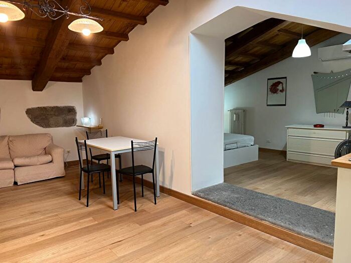 Casa bilocale in affitto in Piazza della Rocca, Sacrario Piazza della Rocca, Viterbo