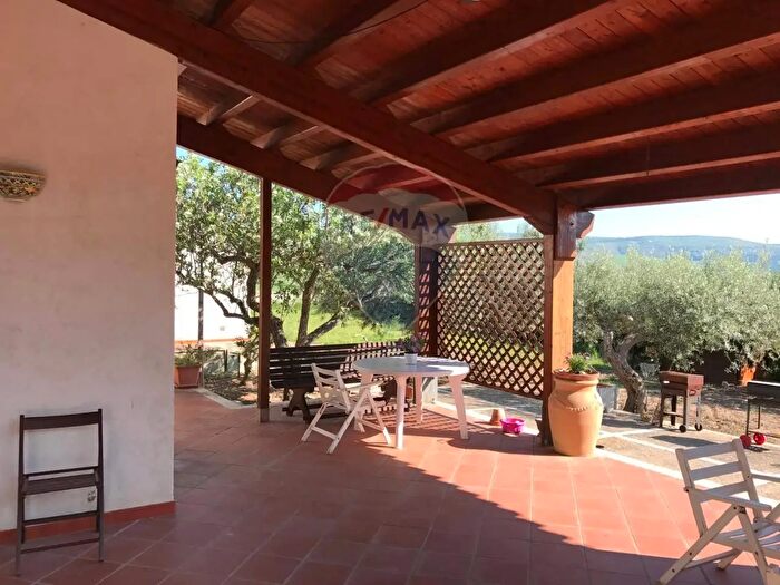 Appartamento con 5 locali in vendita in Contrada Cifali, Chiaramonte Gulfi