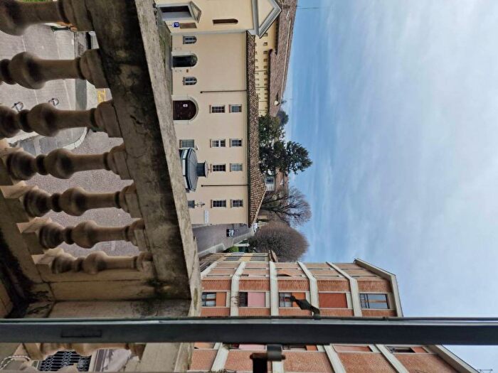 Appartamento trilocale in affitto in via XXII LUGLIO, Centro Storico, Parma