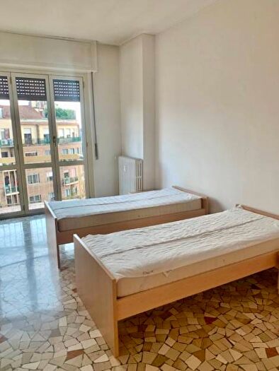 Appartamento trilocale in affitto in Via Edoardo Bassini, Città Studi, Milano