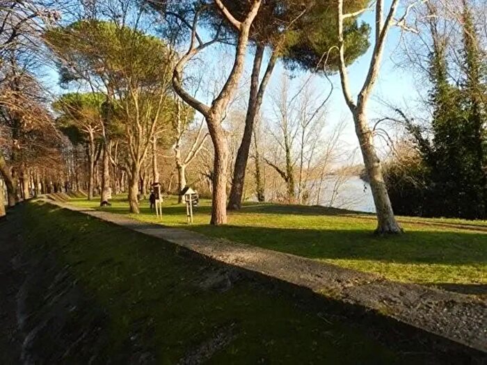 Appartamento con 6 locali in vendita in Ale delle Piagg, Pisa