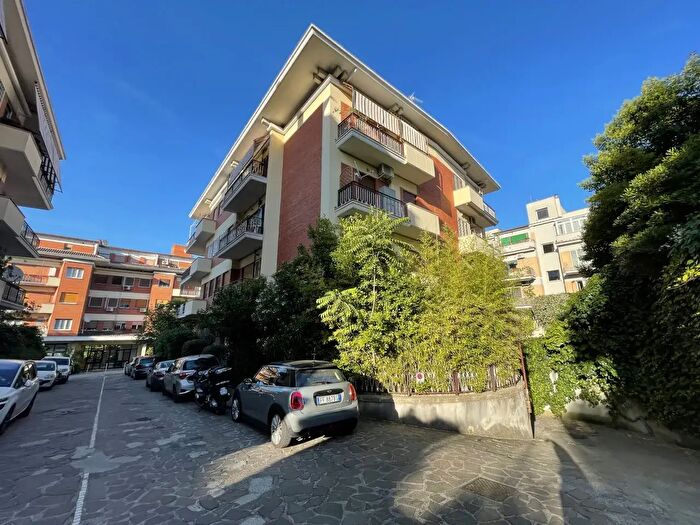 Appartamento monolocale in vendita in Via Cassia, Roma