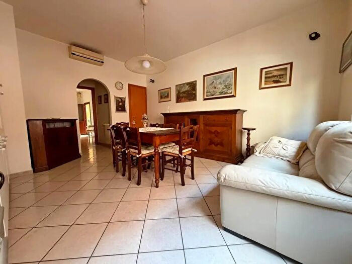 Appartamento trilocale in vendita in Poggibonsi