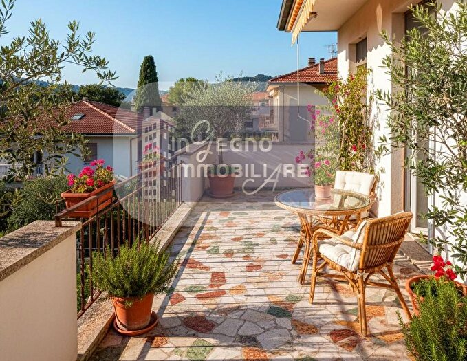 Appartamento quadrilocale in affitto in Via Superga, Nichelino