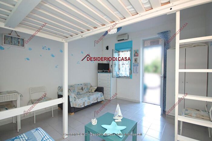 Appartamento monolocale in affitto in Pollina