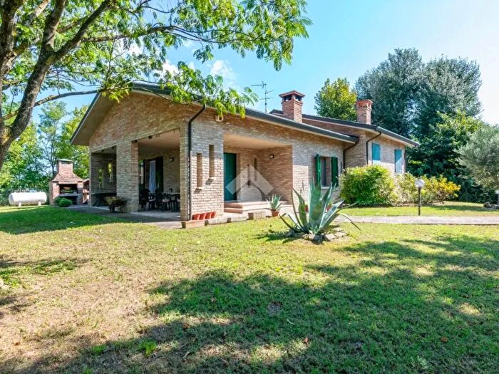 Casa quadrilocale in vendita in Via Tortiola, Vigarano Mainarda