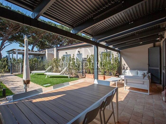 Appartamento quadrilocale in affitto in Strada Origlio, Capalbio