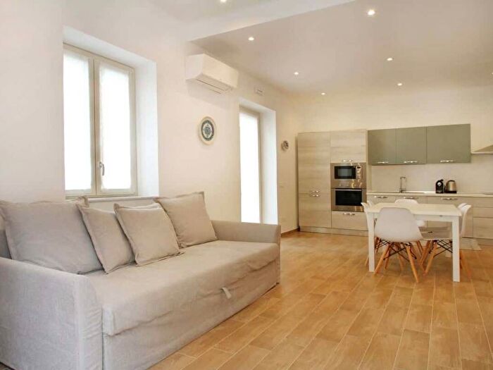 Appartamento trilocale in affitto in Via Dandolo, Marina Di Caronia, Caronia