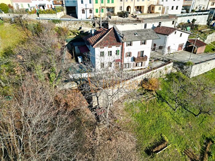 Casa con 5 locali in vendita in Contrà Nogare, Schio