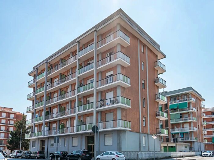 Appartamento quadrilocale in vendita in Via Sassari, Nichelino