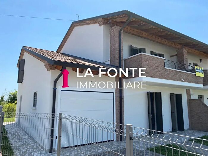 Casa con 5 locali in vendita in Campodarsego