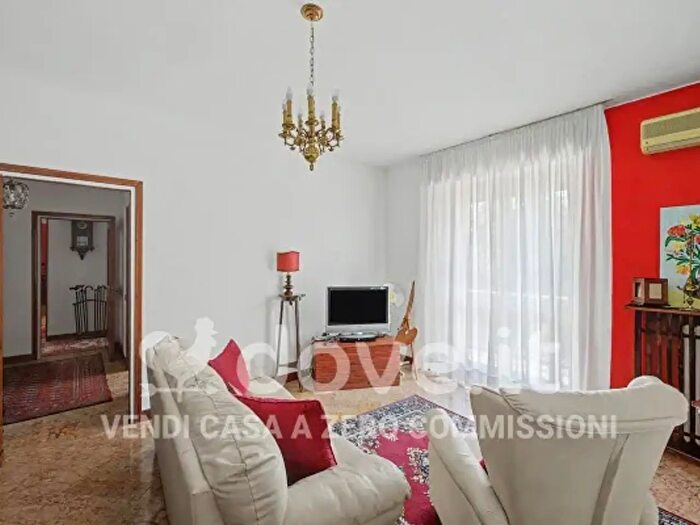 Appartamento monolocale in vendita in Via Salvo d'Acquisto, Varese