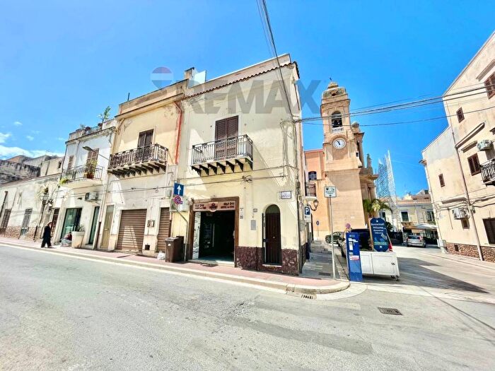 Casa bilocale in affitto in Via Francesco Paolo Perez, Centro, Terrasini