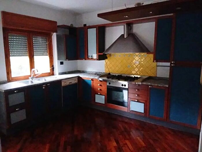 Appartamento trilocale in vendita in Baronissi