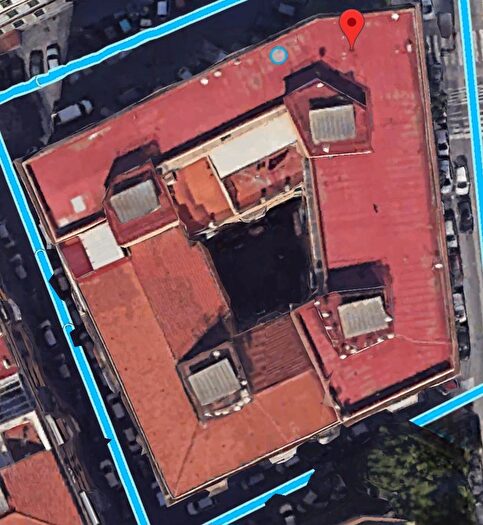 Appartamento in vendita in Piazza Luigi Poderico, Napoli