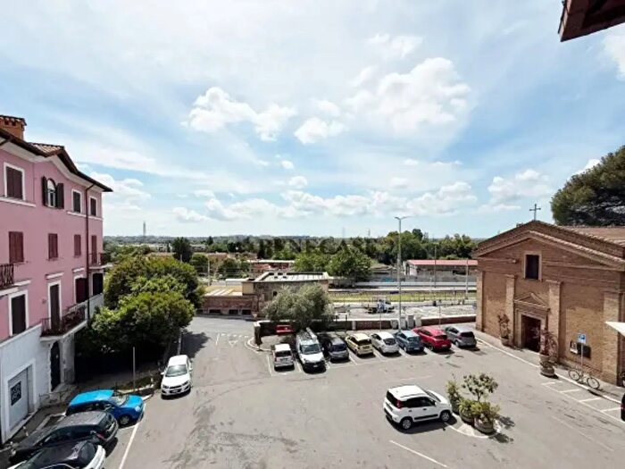 Appartamento trilocale in vendita in Piazza della Madonna di Pompei, Roma