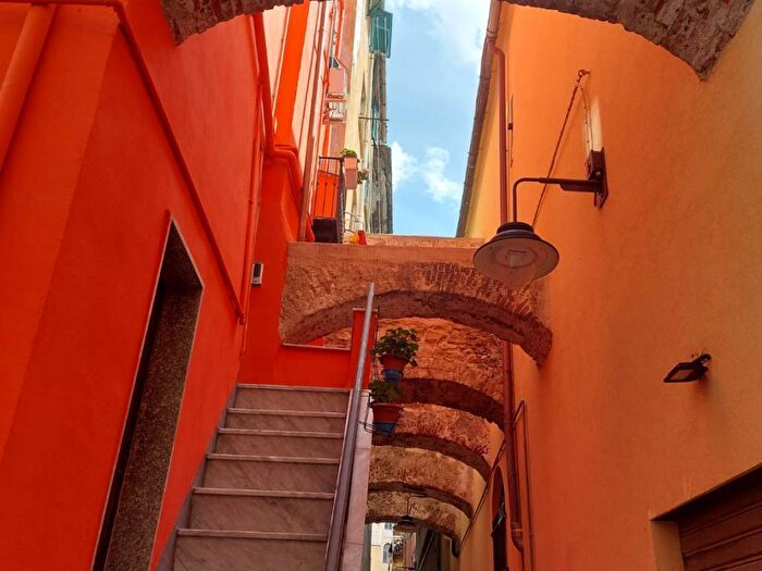 Appartamento bilocale in affitto in Vico Cimella, Molo, Genova
