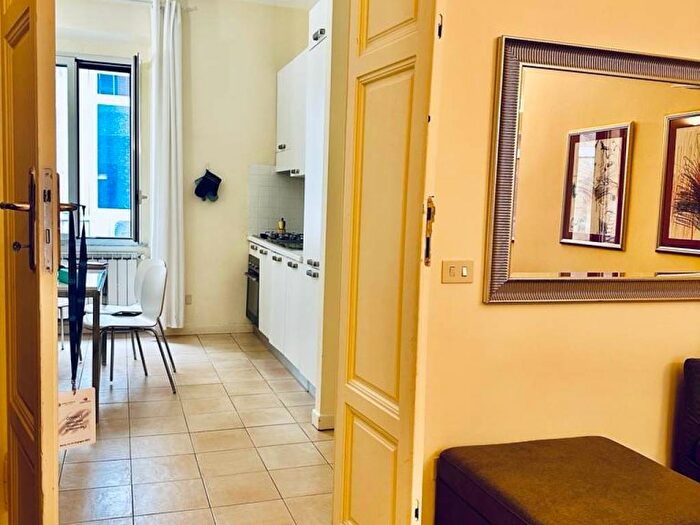 Appartamento bilocale in affitto in Piazza San Bernardo, Repubblica, Roma