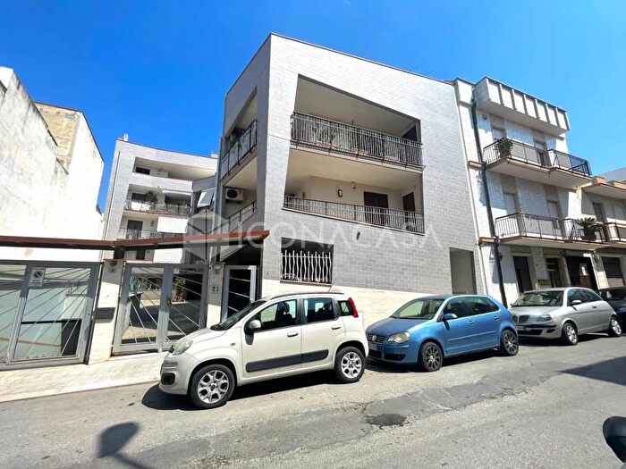 Appartamento quadrilocale in vendita in Via Tommaso Traetta, Andria