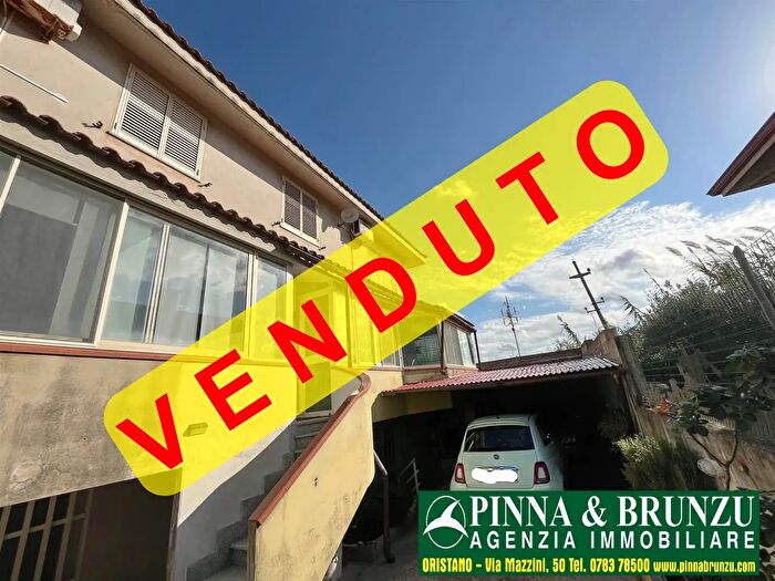 Casa con 7 locali in vendita in Via Padre Massimiliano Kolbe, San Vero Milis