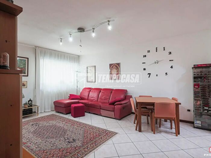 Appartamento con 5 locali in vendita in Via Stradone, Ravenna