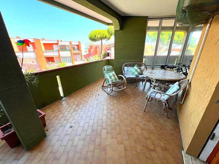 Appartamento trilocale in affitto in Viale Santo Domingo, Lido delle Nazioni, Comacchio