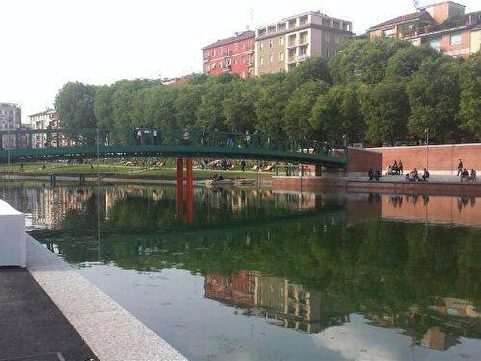 Appartamento bilocale in affitto in viale Gabriele D'annunzio, Corso Genova, Milano