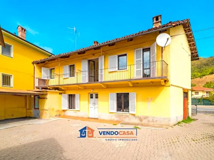 Casa con 5 locali in vendita in Via Statale, Santa Vittoria D'Alba