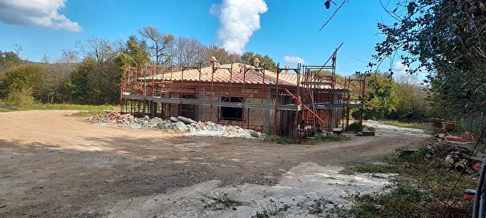 Casa con 6 locali in vendita in Via del Convento, Oriolo Romano