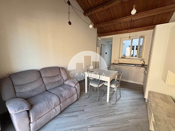Appartamento trilocale in affitto in Via Giovanni Battista Beccaria, Breo, Mondovì