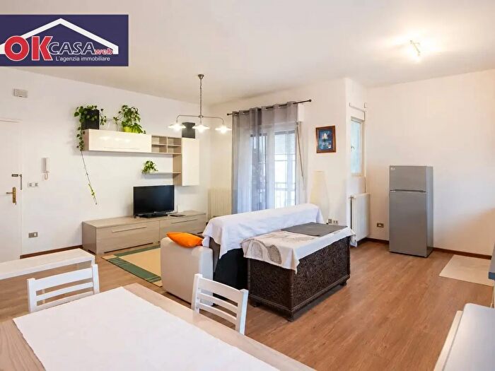 Appartamento trilocale in vendita in Via Luzzatto, Gorizia