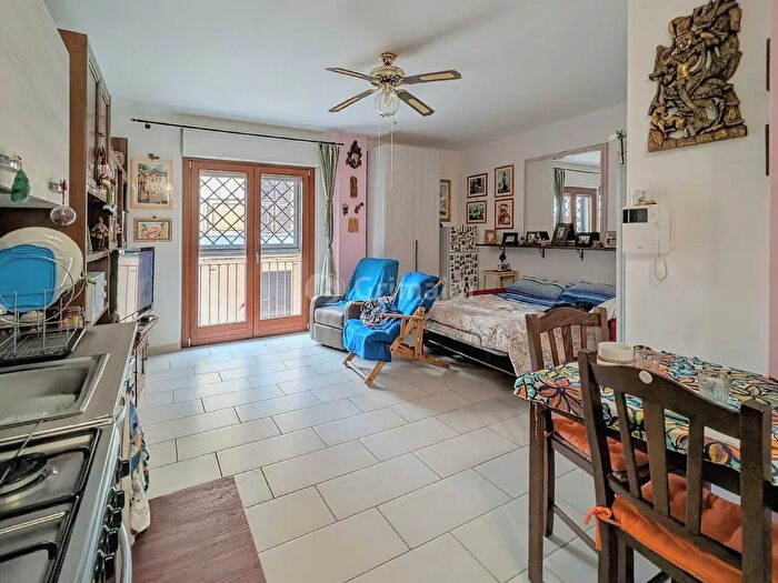 Appartamento monolocale in vendita in Via Po, Nettuno