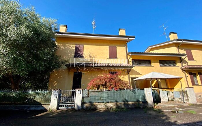 Casa con 5 locali in vendita in Via I Maggio a, Bomporto