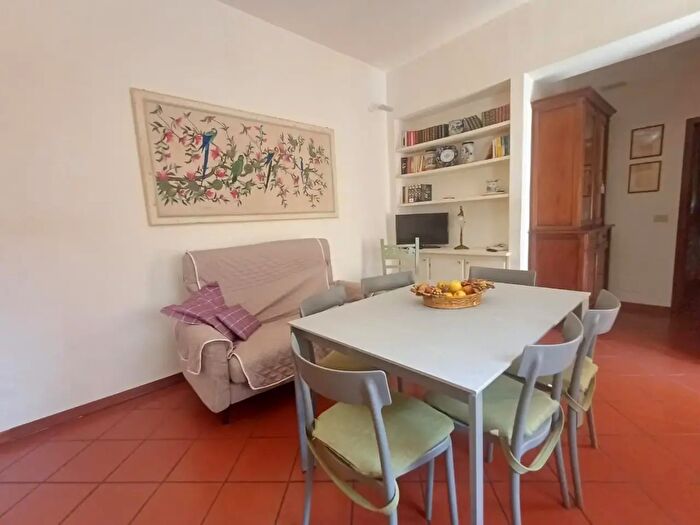 Appartamento trilocale in vendita in Mentana, Siena