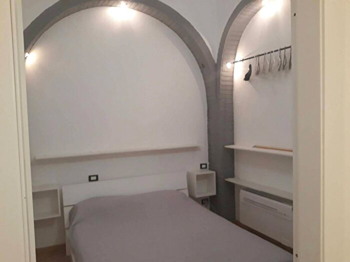 Appartamento trilocale in affitto in Via Giuseppe Ripamonti, Vigentino Fatima, Milano