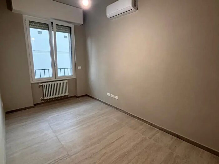 Appartamento con 6 locali in vendita in Via delle Cento Stelle, Firenze