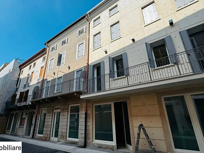Appartamento quadrilocale in vendita in Via Pierdomenico Frattini, Legnago