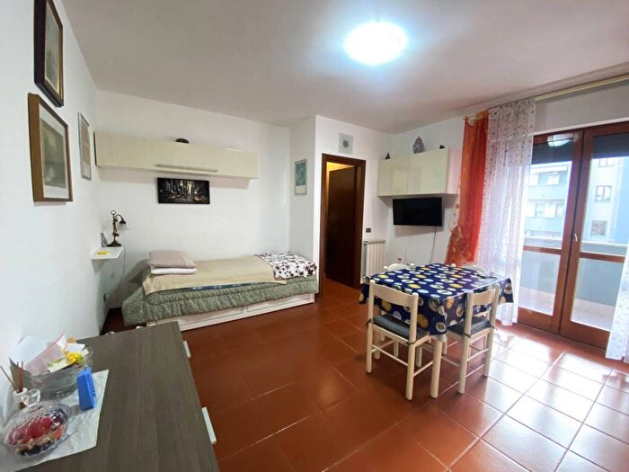 Appartamento monolocale in affitto in Via Carlo Tenca, Bicocca, Novara