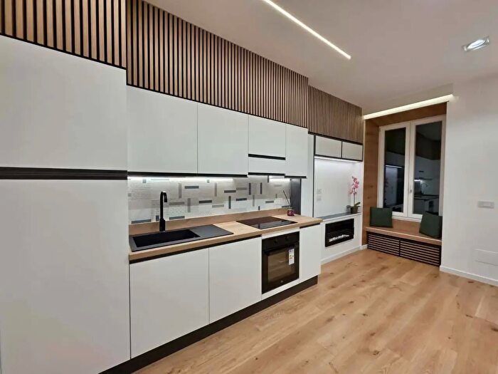 Appartamento monolocale in affitto in Via Pavia, Roma