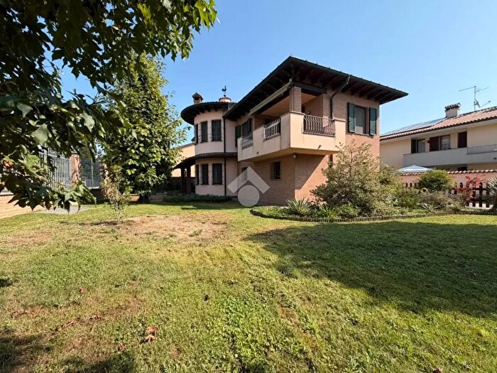Casa quadrilocale in vendita in Via Galileo Galilei, Rivolta D'Adda