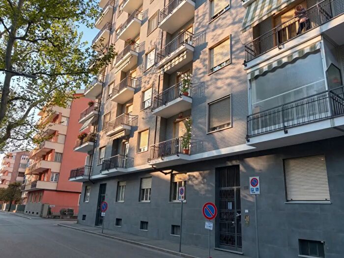 Appartamento trilocale in vendita in Viale Papa Giovanni XXIII, Beinasco