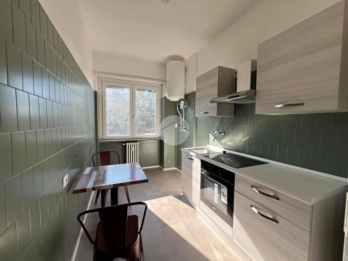 Appartamento bilocale in affitto in Via Lorenzo Perosi, Milano