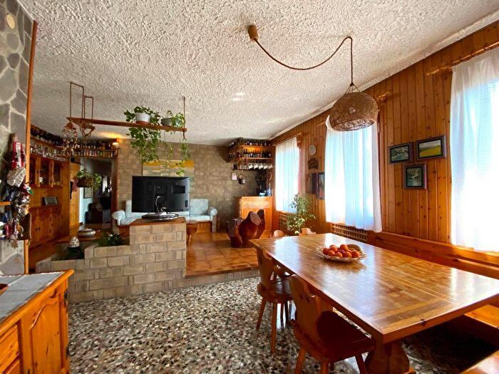 Appartamento con 5 locali in vendita in Mirano