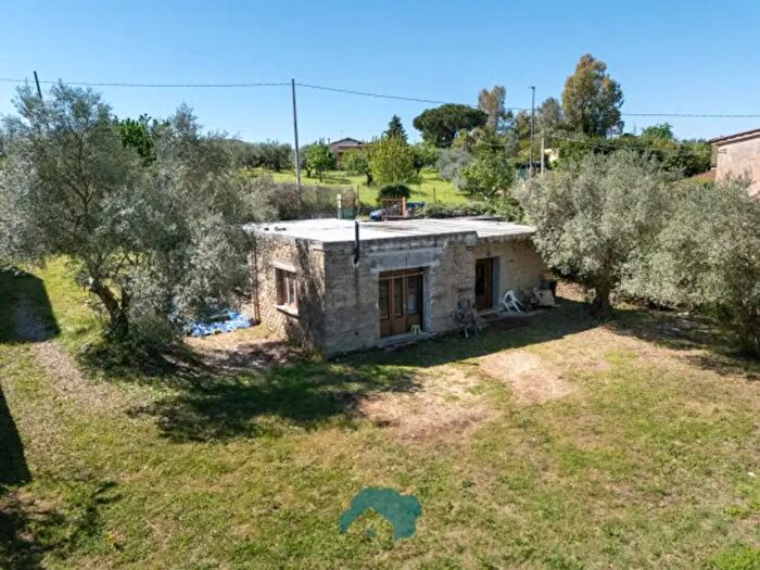 Casa trilocale in vendita in Via Ficozzivoli, Poli
