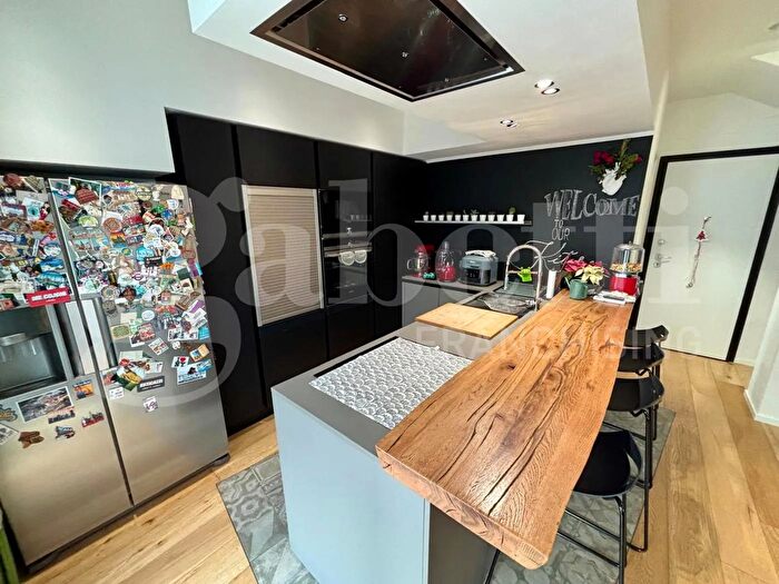 Case in Vendita e in Affitto - 3