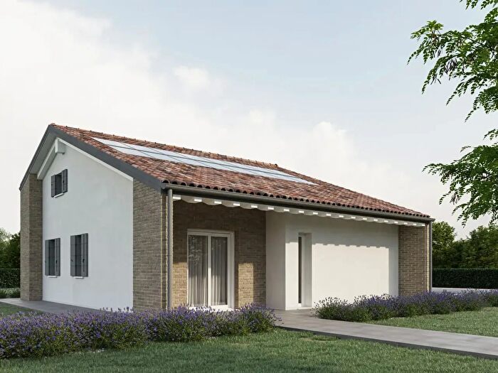 Casa quadrilocale in vendita in Via Carpellina, Bassano Del Grappa