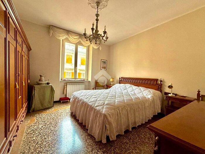 Appartamento quadrilocale in affitto in Via Giovanni Tommaso Invrea, Foce, Genova