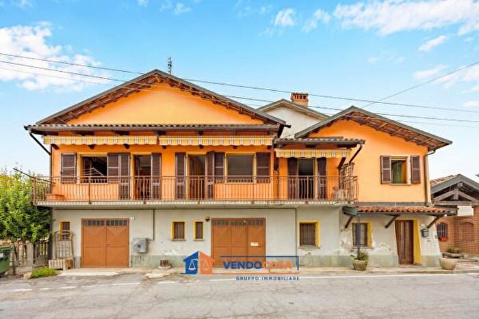 Casa trilocale in vendita in Via San Michele, Genola