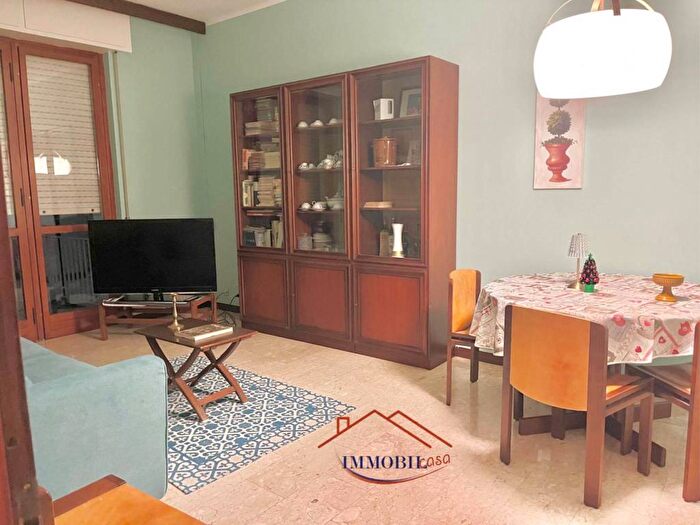 Appartamento trilocale in affitto in Via Colonnello Enrico Franceschi, Sanpierdicanne, Chiavari