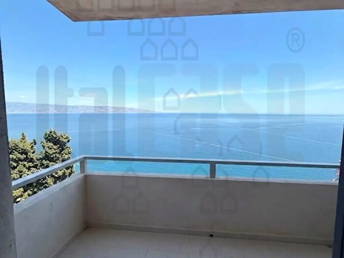 Casa con 7 locali in vendita in Itala, Messina